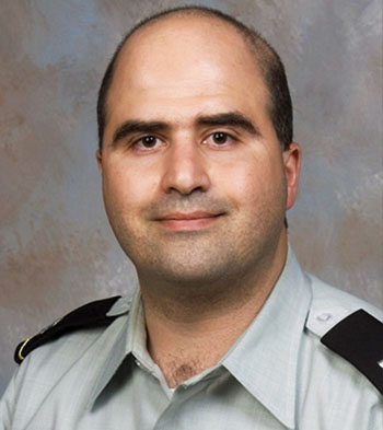 El presunto asesino de Fort Hood sufre parálisis El presunto asesino de Fort Hood sufre parálisis