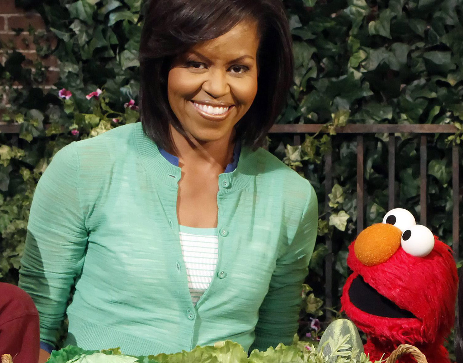 Plaza Sésamo cumple 40 años y lo celebra junto a Michelle Obama Plaza Sésamo cumple 40 años y lo celebra junto a Michelle Obama