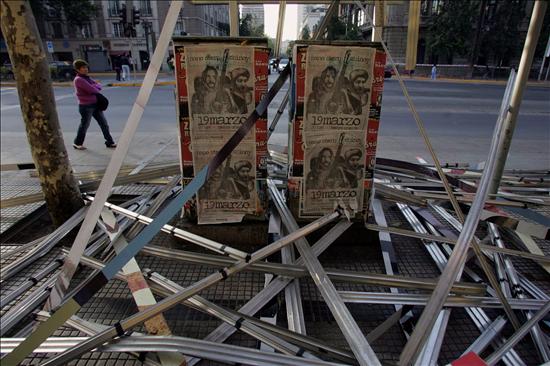 Temblor 50 veces más fuerte que el de Haití deja 214 muertos en Chile Temblor 50 veces más fuerte que el de Haití deja 214 muertos en Chile