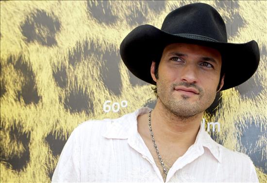 Robert Rodríguez presentó tráiler de “Machete” con mensaje para ley en Arizona Robert Rodríguez presentó tráiler de “Machete” con mensaje para ley en Arizona