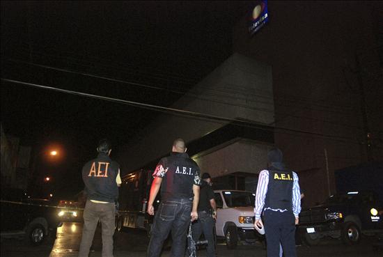 Lanzan una granada contra las instalaciones de Televisa en Monterrey Lanzan una granada contra las instalaciones de Televisa en Monterrey