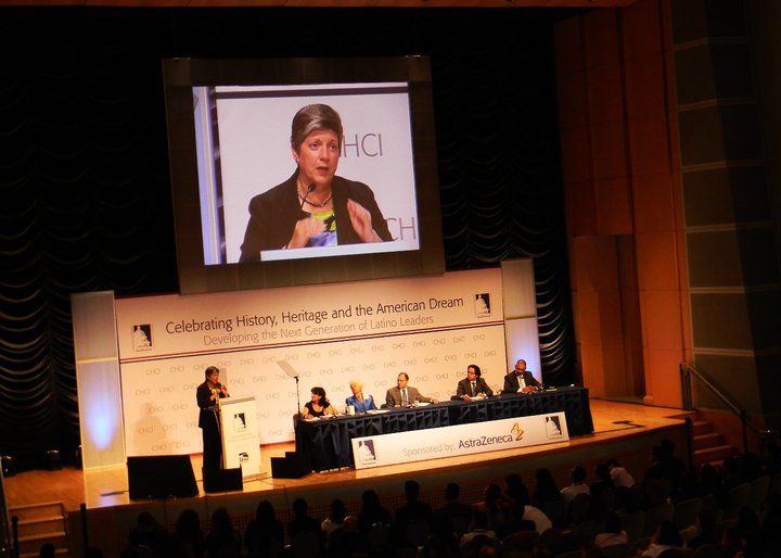 Napolitano pide aprobación del Dream Act en nombre de la seguridad Napolitano pide aprobación del Dream Act en nombre de la seguridad