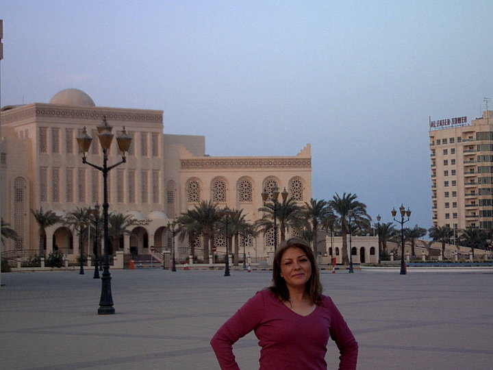 Latinas en Bahrain, un paraíso en Oriente Medio Latinas en Bahrain, un paraíso en Oriente Medio