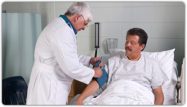 Iniciativa busca que hospitales de Arizona verifiquen estatus de pacientes Iniciativa busca que hospitales de Arizona verifiquen estatus de pacientes