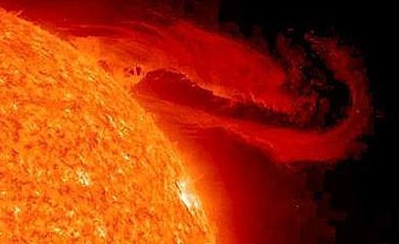Llamaradas solares llegan a la Tierra Llamaradas solares llegan a la Tierra