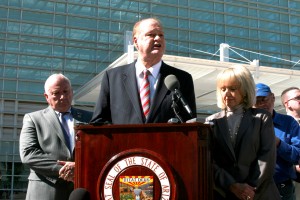 Gov Jan Brewer Contersues