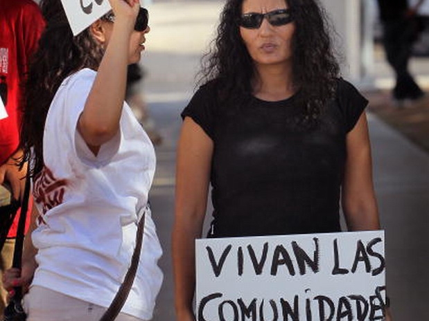Golpe bajo a la inmigración en EE.UU. Golpe bajo a la inmigración en EE.UU.