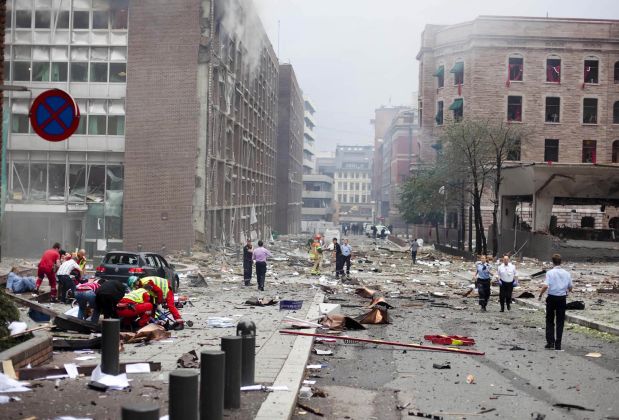 Ataques en Noruega dejan al menos 91 muertos Ataques en Noruega dejan al menos 91 muertos
