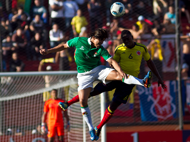 Colombia vence 2-0 a Bolivia y pasa a cuartos como líder Colombia vence 2-0 a Bolivia y pasa a cuartos como líder