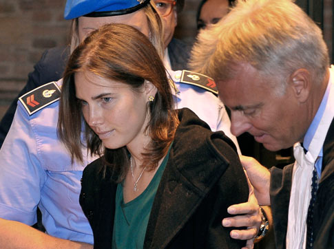 Amanda Knox se declara inocente entre lágrimas a la espera de la sentencia Amanda Knox se declara inocente entre lágrimas a la espera de la sentencia