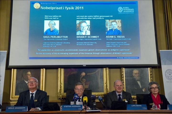 El Nobel de Física recae en los descubridores de la expansión acelerada del universo El Nobel de Física recae en los descubridores de la expansión acelerada del universo