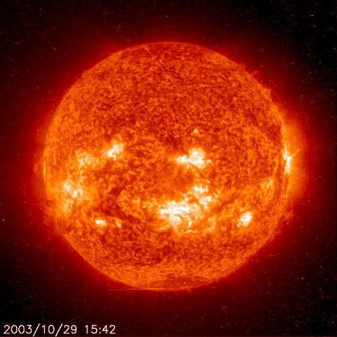 La NASA advierte de posibles interferencias en la Tierra por tormenta solar