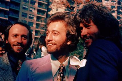 Madre de los Gibb pierde a su tercer hijo con muerte de Robin Madre de los Gibb pierde a su tercer hijo con muerte de Robin