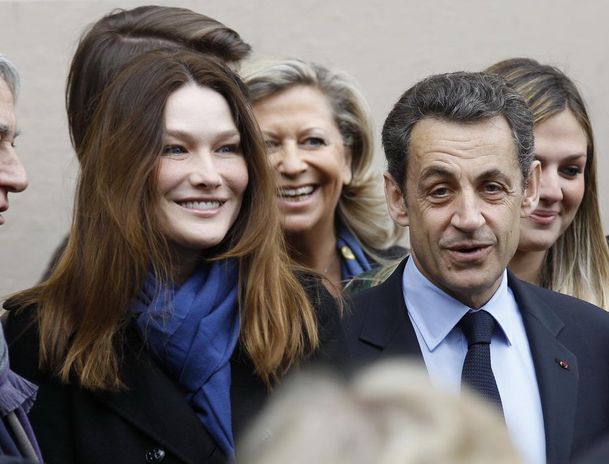 Sarkozy se une al club de los líderes caídos por la eurocrisis Sarkozy se une al club de los líderes caídos por la eurocrisis