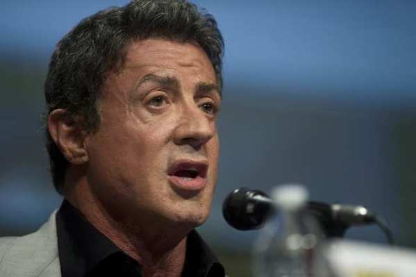 Stallone pide respeto para sobrellevar la “pérdida terrible” de su hijo Stallone pide respeto para sobrellevar la “pérdida terrible” de su hijo