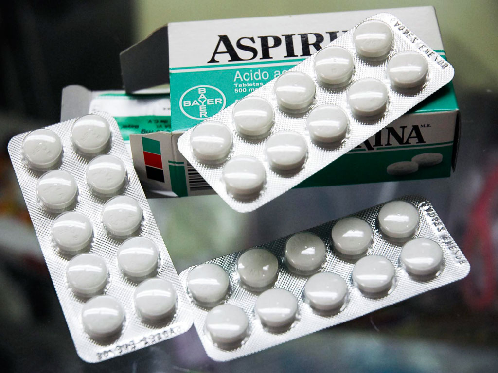 Ensayo con una aspirina diaria reduce riesgo de cáncer letal