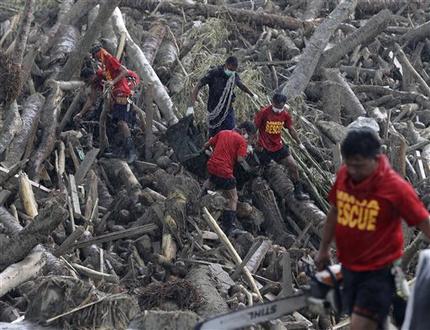 Muertos por tifón en Filipinas rebasan los 500