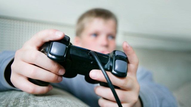 Tras masacre de Newtown, comienza caza de brujas contra videojuegos Tras masacre de Newtown, comienza caza de brujas contra videojuegos