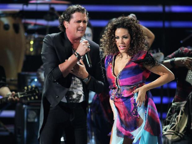 La Noche de los 25 años de Premios Lo nuestro con sabor a fruta fresca colombiana La Noche de los 25 años de Premios Lo nuestro con sabor a fruta fresca colombiana