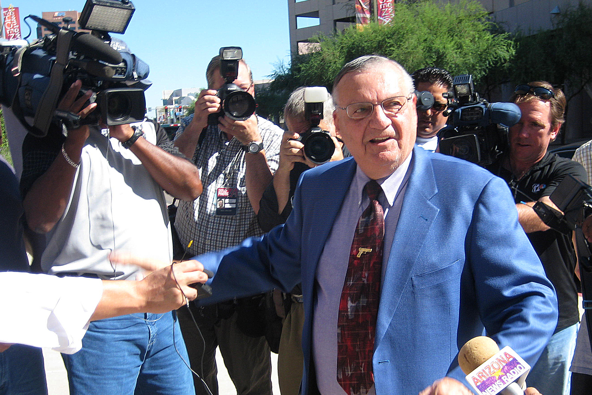 Arpaio, absuelto de relegar casos de abuso sexual Arpaio, absuelto de relegar casos de abuso sexual