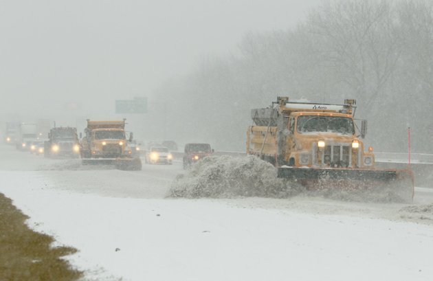 Ventisca cubre de blanco región central de Estados Unidos y se dirige a Nueva Inglaterra Ventisca cubre de blanco región central de Estados Unidos y se dirige a Nueva Inglaterra