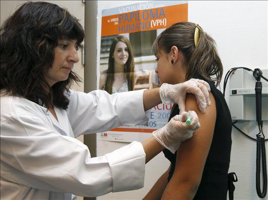 Lo que los padres necesitan saber sobre el cáncer y la vacuna contra el VPH Lo que los padres necesitan saber sobre el cáncer y la vacuna contra el VPH