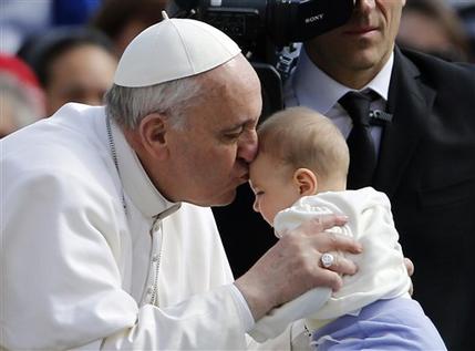 Francisco de rehusa a tener un estilo papal Francisco de rehusa a tener un estilo papal