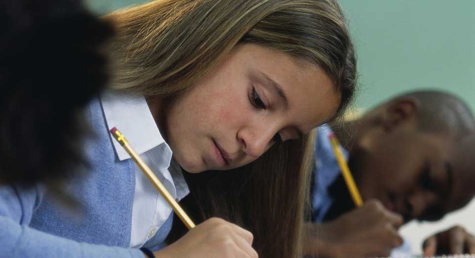 Informe: las futuras evaluaciones educativas K-12 deben ayudar a mejorar la enseñanza y el aprendizaje Informe: las futuras evaluaciones educativas K-12 deben ayudar a mejorar la enseñanza y el aprendizaje