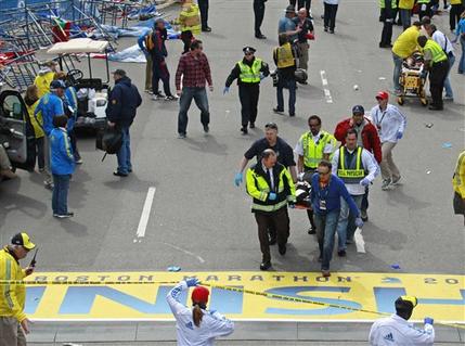 Explosiones en maraton de Boston dejan 2 muertos, uno de ellos un menor de 8 años Explosiones en maraton de Boston dejan 2 muertos, uno de ellos un menor de 8 años