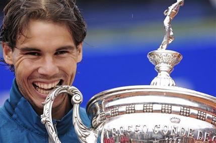Nadal vence Almagro en final en Barcelona Nadal vence Almagro en final en Barcelona