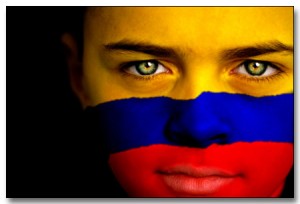  Como parte de una nueva estrategia internacional para atraer nuevas empresas y turismo, la Marca País Colombia, una herramienta competitiva del Gobierno Nacional, está iniciando un movimiento para mostrarle al mundo el cambio tan positivo que Colombia está experimentando. El país está en proceso de renovación, en una economía en crecimiento con amplias posibilidades de negocios, viajes e inversión.