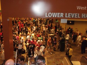La cantidad exorbitante de visitantes al Phoenix Comicon año con año es evidencia clara de que aún vivimos en un mundo lleno de imaginación y creatividad. (Foto: Ernesto Moncada/ Panorama Online).