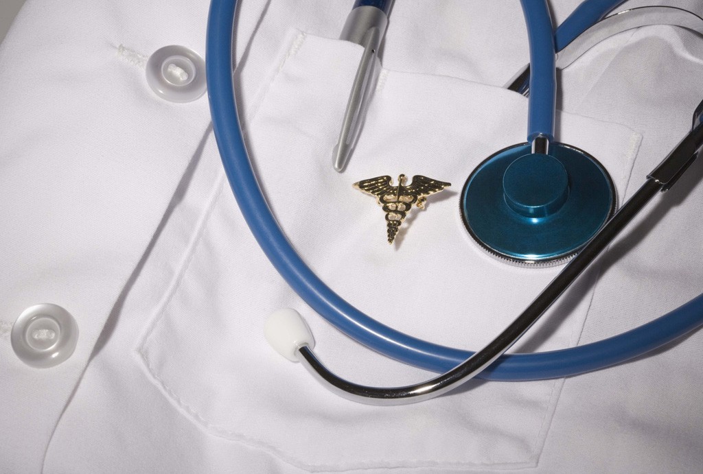 Finalmente, una guía definitiva sobre la “Ley de Cuidado de Salud Asequible” escrita específicamente para empleadores Finalmente, una guía definitiva sobre la “Ley de Cuidado de Salud Asequible” escrita específicamente para empleadores