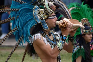 Más de 30 organizaciones latinas importantes del área metropolitana de Phoenix participaron durante varias semanas, ofreciendo diversas experiencias de arte haciendo énfasis en las raíces profundas de Arizona en la cultura latina.