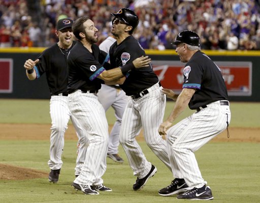 Chávez da la victoria a los Diamondbacks Chávez da la victoria a los Diamondbacks