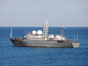 "El domingo por la noche, (el buque de reconocimiento) "Priazóvie" salió hacia su destino en el Mediterráneo oriental. La tripulación del navío debe cumplir una misión relacionada directamente con su función: recoger información operativa en la zona de la escalada del conflicto", informó hoy una fuente diplomático-militar rusa a la agencia Interfax.