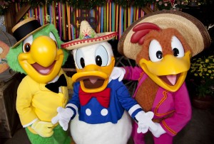 Los personajes de Disney que participarán en “Disney ¡Viva Navidad!” incluyen a los Tres Caballeros: Donald Duck, Panchito Pistoles de México y José Carioca de Brasil.