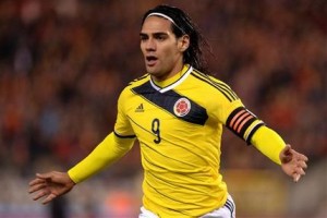 El jugador de Colombia, Radamel Falcao, festeja un gol contra Bélgica en un amistoso el jueves, 14 de noviembre de 2013, en Bruselas. (AP Photo/Geert Vanden Wijngaert)