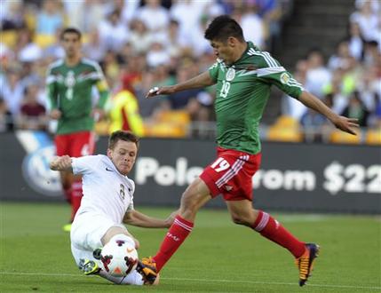 México sella boleto al mundial con tres de Peralta México sella boleto al mundial con tres de Peralta