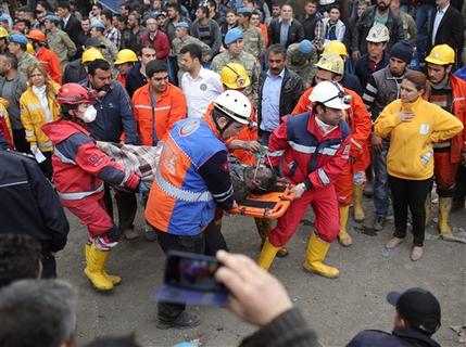 Turquía: Mueren 232 mineros por explosión Turquía: Mueren 232 mineros por explosión