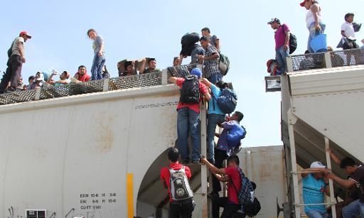 Acuerdan impedir a los migrantes el uso del tren La Bestia en México Acuerdan impedir a los migrantes el uso del tren La Bestia en México