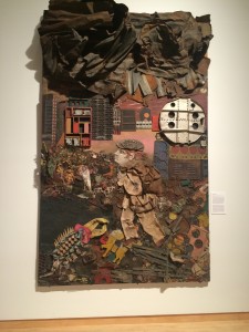 "Juanito va a la ciudad" (1963). Obra de Antonio Berni, expuesta en el Phoenix Art museum y que hace parte de la exhibición formada por cerca de 100 objetos creados por el artista argentino creador del "nuevo realismo). Vemos en ella a simple vista, técnicas como el ensamblaje y el collage a partir de materiales reciclados como madera y lata. Foto: Maria Bonilla/Panorama Online
