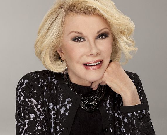 Juez del mundo de la moda y comediante pionera, Joan Rivers deja una silla vacía tras su muerte a los 81 años Juez del mundo de la moda y comediante pionera, Joan Rivers deja una silla vacía tras su muerte a los 81 años