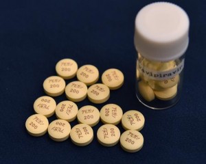 Las pastillas Avigan, el favipiravir que ha servido para luchar mejor contra el ébola, producidas por el grupo japonés Fujifilm, en Tokio el 22 de octubre de 2014 (AFP/Archivos | Kazuhiro Nogi)
