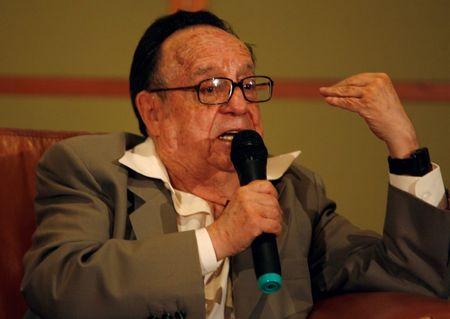 OBITUARIO-Chespirito, un fenómeno de la televisión que surgió “sin querer queriendo”