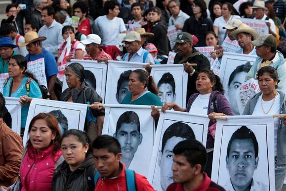 México apresa a ex-alcalde por la desaparición de 43 estudiantes