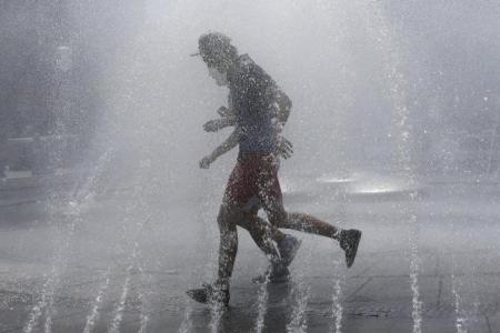 Naciones Unidas advierte de riesgos por clima caluroso en medio de ola de calor en Europa Naciones Unidas advierte de riesgos por clima caluroso en medio de ola de calor en Europa
