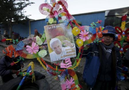 Papa Francisco viaja a Bolivia en segundo tramo de gira Suraméricana Papa Francisco viaja a Bolivia en segundo tramo de gira Suraméricana