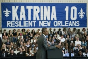 El presidente de EEUU, Barack Obama, en una reunión con residentes de Nueva Orleáns a diez años del huracán Katrina, el 27 de agosto de 2015