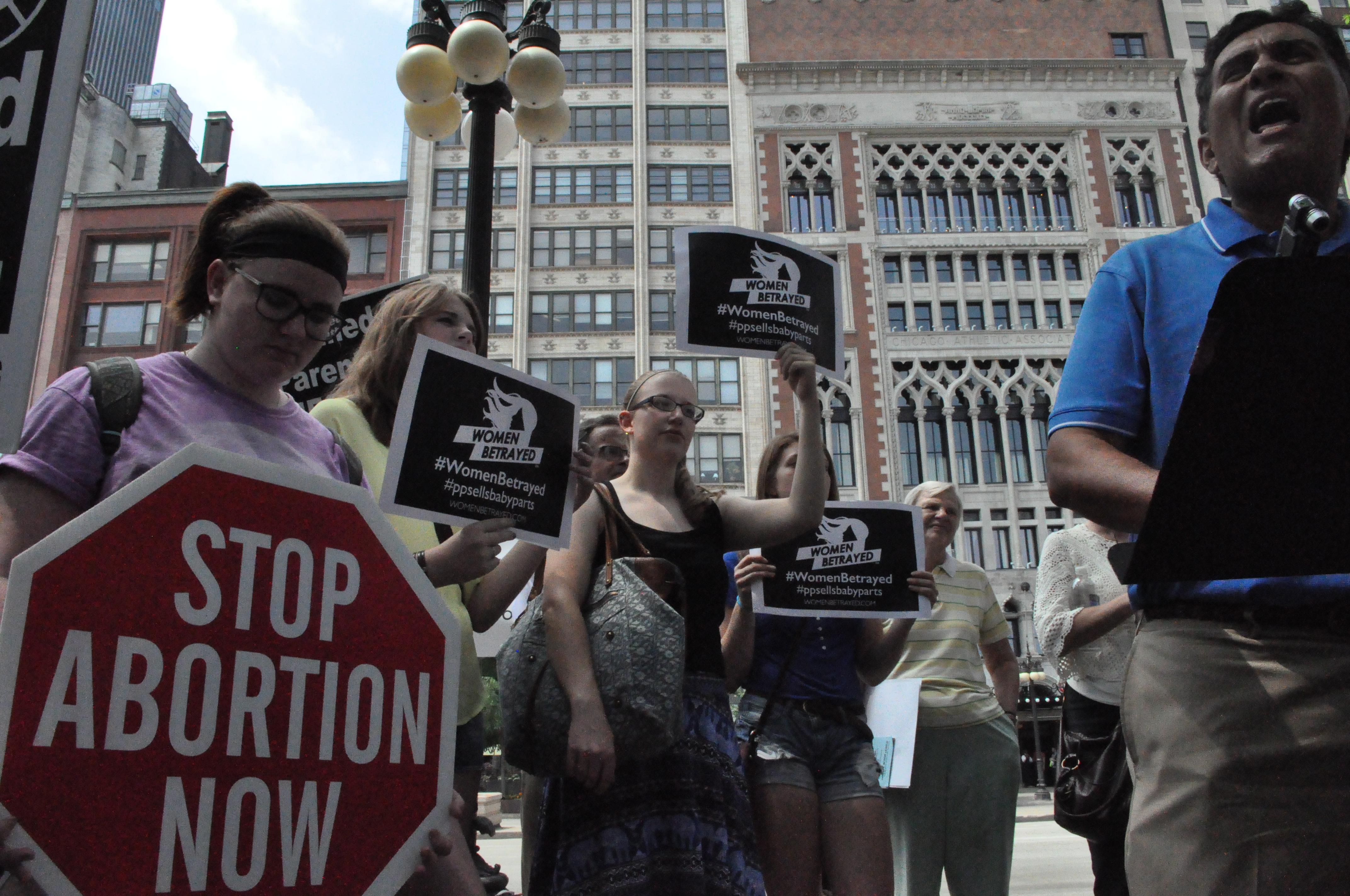 Realizaran Gran Protesta en contra de Planned Parenthood en Glendale